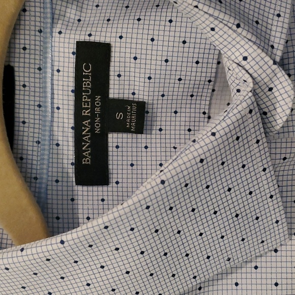 Men Banana Republic Dress Shirt - Picture 2 of 4